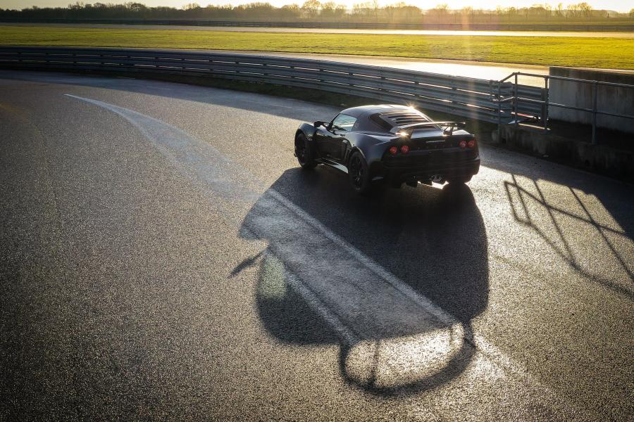 Lotus Exige Sport 350 GP Edition 2020 года  (JP) (фото 10 из 18)
